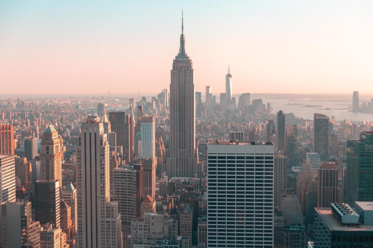 Hyatt Place New York Chelsea Esterno foto Manhattan skyline