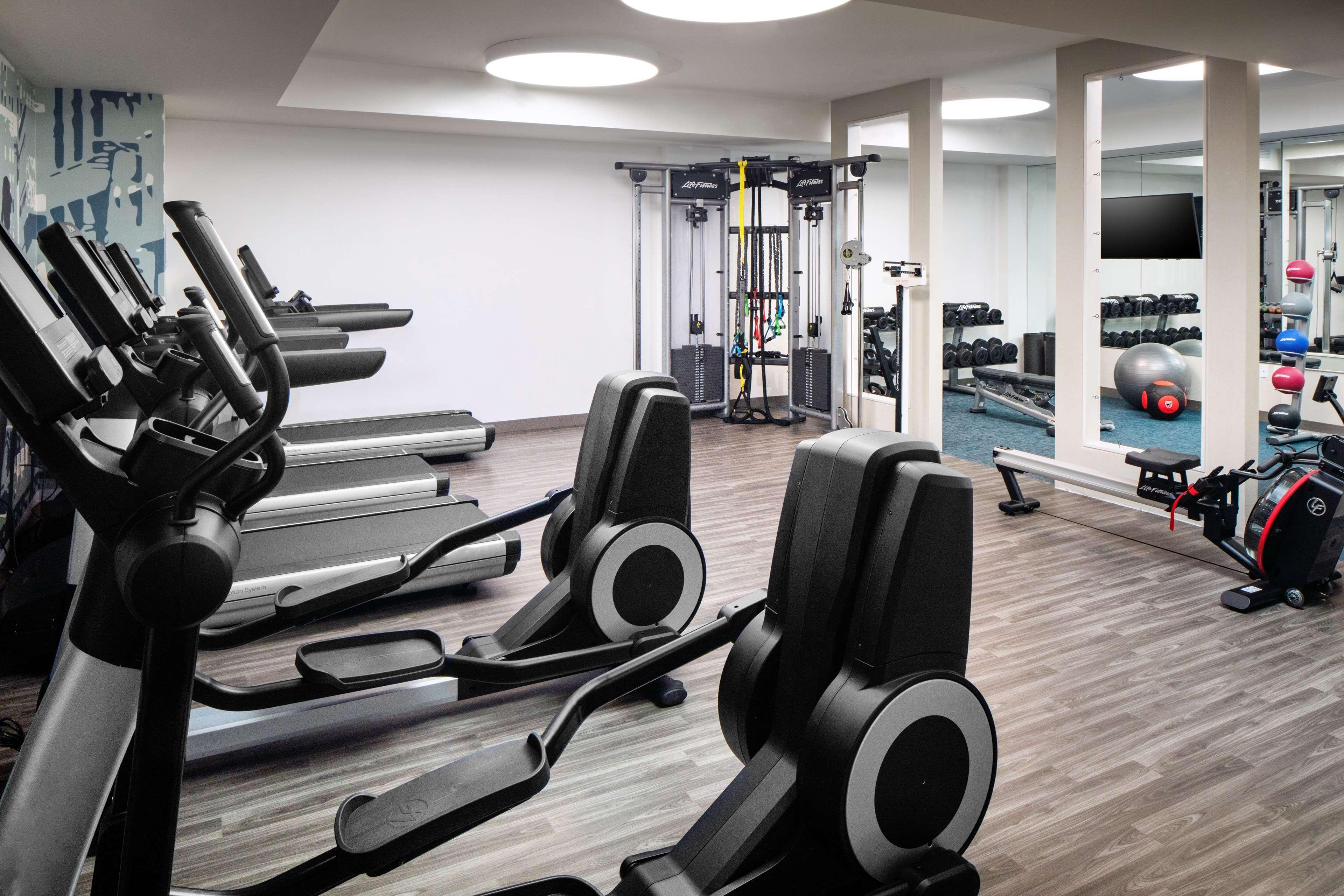 Hyatt Place New York Chelsea Esterno foto Fitness center