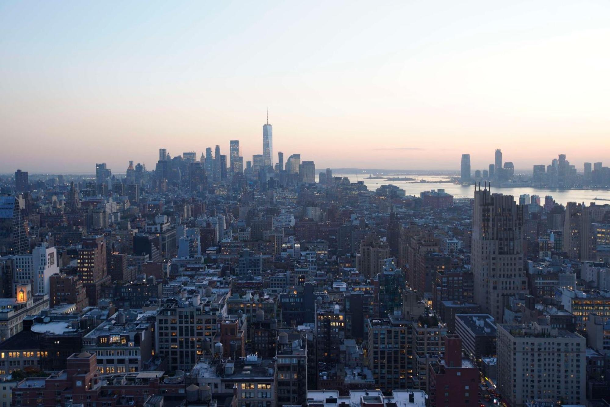 Hyatt Place New York Chelsea Esterno foto Manhattan skyline